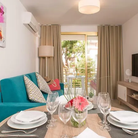 Ona Apartahotel 3*