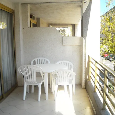 Ona Apart-hotel 3*